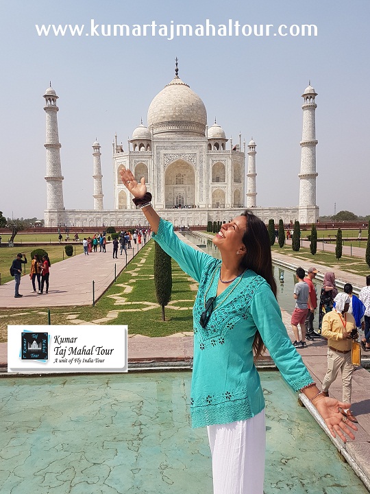 Something gone up and up at Taj Mahal