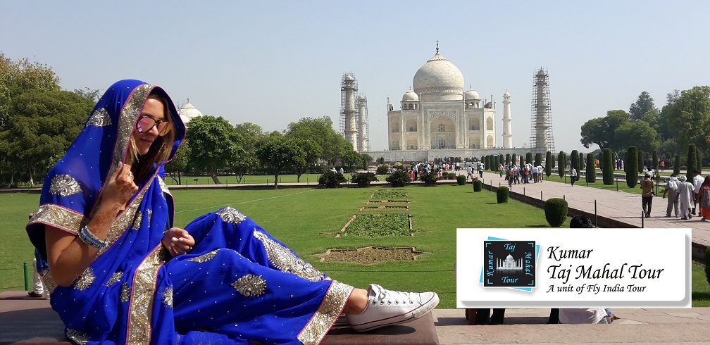 Blushing in Saree in front of Taj Mahal