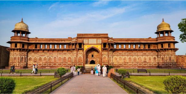 Overnight Agra Tour