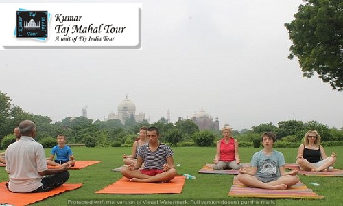 Rejuvenate with Taj Mahal Tour